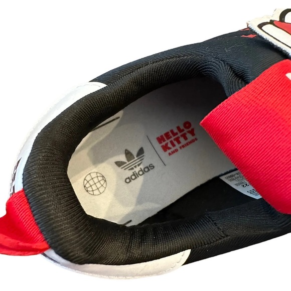adidas Originals Superstar 360 x Hello Kitty Sneakers Black/Red Little Kids 3 - Picture 7 of 8